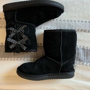 Girls Koolaburra by Ugg Boots - like new!